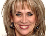 Carole investigates Cleo's background